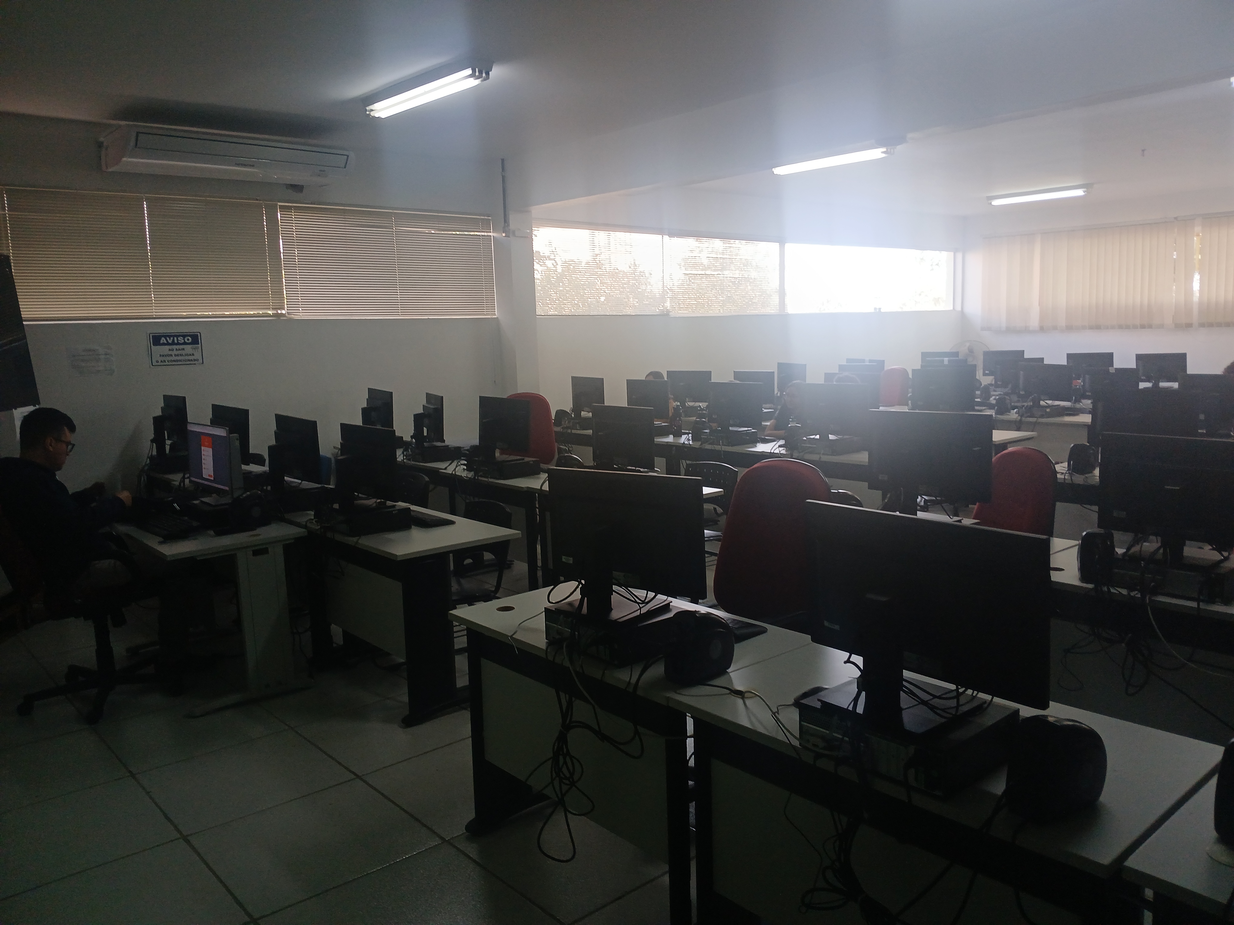 Laborátorio EAD de informática